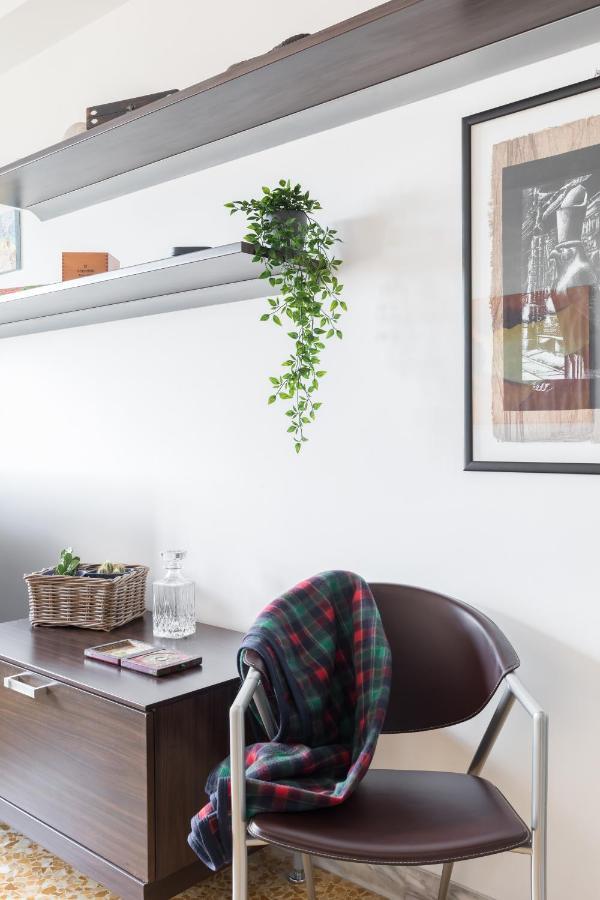 Amoretti Apartment, 6 Persone, 3 Camere, 2 Bagni, Balcone, Wi-Fi, Metro B Monti Tiburtini Rom Exterior foto